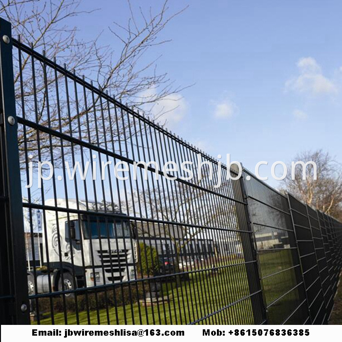 868/656 Powder Coated Double Weft Wire Mesh Fence